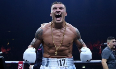Александр Усик согласился на бой с чемпионом UFC