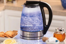 Один простой трюк с чайником сократит платежи ЖКХ на 20 процентов. Вот что нужно сделать в феврале