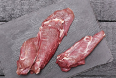 Как на самом деле нужно нарезать мясо. Из-за этой ошибки у вас получится «подошва»