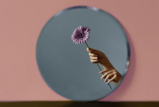 Никогда не ставьте зеркало в этих четырех местах — только призовете в дом беду