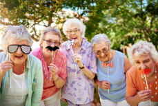 Чем заняться на пенсии — десять интересных хобби для души и здоровья