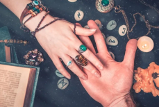 Посмотрите на свою ладонь — люди с этой линией обречены на роскошную жизнь