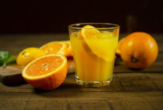 Похудеете или наберете вес. Что будет, если ежедневно пить сок — ученые из Гарварда рассказали все