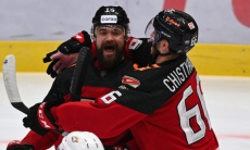 Пятая победа подряд состоялась в матче клубов конференции «Барыса» в КХЛ