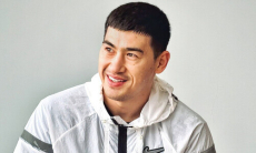 Дмитрий Бивол рассказал о связи с казахами