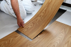 После такого ламинат не захочет никто. Назван идеал среди материалов для пола — красивый, теплее и дешевле