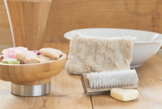 Один лайфхак — и никаких комков. Как правильно стирать пуховики в машинке