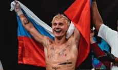 Сбежавший из России Даня Милохин выбрал флаг, под которым выйдет на следующий бой