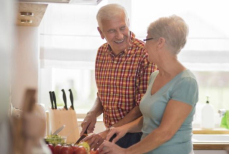 Названа привычка долгожителей номер один. Она поможет сохранить ясность ума в старости