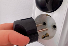 Без этих розеток техника работать не будет — главная ошибка при ремонте кухни в 2025 году