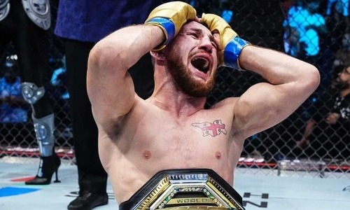 Чемпиона UFC «заставили уснуть» на ринге