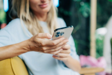 Как омолодить мозг на несколько лет с помощью одной настройки в смартфоне