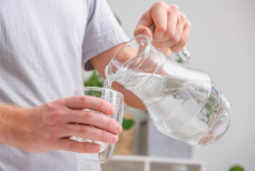 Учёные оценили пользу однодневной водной диеты