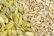 Тыквенные и подсолнечные семечки — какую норму можно съедать в сутки