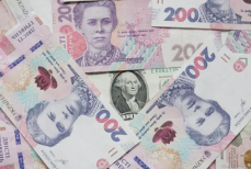 Настоящий магнит для денег. Вот какие купюры всегда должны быть в кошельке