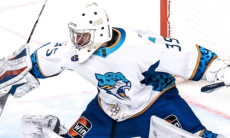 «Героев надо знать в лицо». В России представили творца сенсационной победы «Барыса» в КХЛ