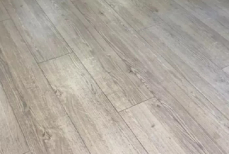 Ламинат уже не котируется. Найдены идеальные напольные покрытия — гибкие, долговечные и мыть по 100 раз не нужно