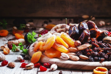 Сушёные и свежие фрукты. Есть ли разница в питательной ценности