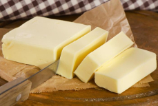 Зачем сливочное масло добавляют в чай