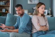 В каких парах отношения не длятся долго. Пять тревожных признаков, что не всё в порядке