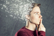 Раньше не было гаджетов, но память у людей была крепче — вот почему