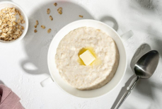 Меру нужно знать. Овсянка — почему ее нельзя есть каждый день