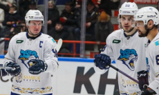 «Битва двух аутсайдеров». Назван фаворит матча «Амур» — «Барыс»