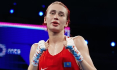 Казахстан получил первого финалиста на женском ЧМ-2025 по боксу