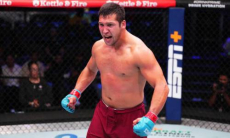 «Нокаутирует в раннем раунде». В США предсказали победителя боя UFC Нургожай — Рибейро