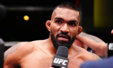 Бразилец прокомментировал победу над непобежденным казахстанским бойцом в UFC