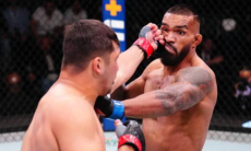 UFC опубликовал статистику дебютного боя непобежденного казахстанца