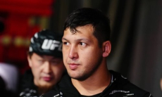 «Только он об этом знает». Эксперт высказался о причине поражения Дияра Нургожая в UFC