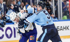 «Барыс» победили и побили в матче КХЛ