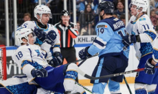 Видеообзор матча «Барыса» с пятью шайбами и дракой в КХЛ