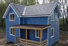 Дешевле и надежнее сайдинга. Строители выбирают необычный материал для отделки фасада — не дрогнет и в мороз