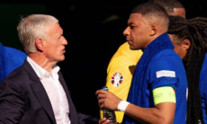 Мбаппе «уволил» главного тренера сборной Франции и нашел ему замену