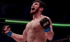 Казахстанский нокаутер проведет бой в России. Есть дата, место и соперник