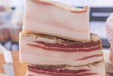 Лучше многих овощей — за что сало признали одним из самых полезных продуктов