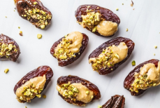 Как приготовить вирусные шоколадные финики из Дубая