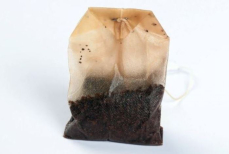 Зачем класть использованные чайные пакетики на мебель — неожиданный лайфхак