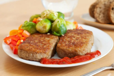 С крышкой или без? Как лучше жарить котлеты — появился однозначный ответ