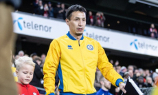 Озвучена зарплата Асхата Тагыбергена в сборной Казахстана