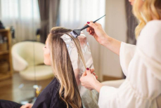 Эксперты рассказали, какой цвет волос будет модным летом 2025 года