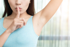 Никакого запаха пота — подмышки в жару сухие. Выручает этот лосьон