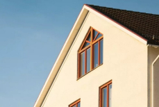 Не шифер и не профлист. Опытные строители нашли материал для кровли получше — гнили не будет и прослужит 20 лет