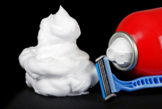 Пенка для бритья способна удивить — пять хитростей использования в быту