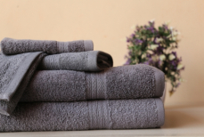 Зачем на самом деле нужна полоска на полотенцах — ответ может удивить