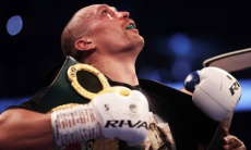 Владимиру Кличко «отдали» титул Александра Усика