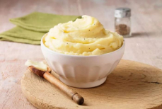 Эксперты призвали оставлять картофельное пюре на улице в апреле — какая причина