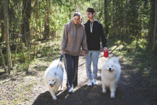 Названы лучшие способы защитить себя и питомцев от клещей